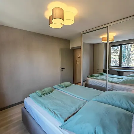 Modern Escape With Terrace & Workspace Apartment *